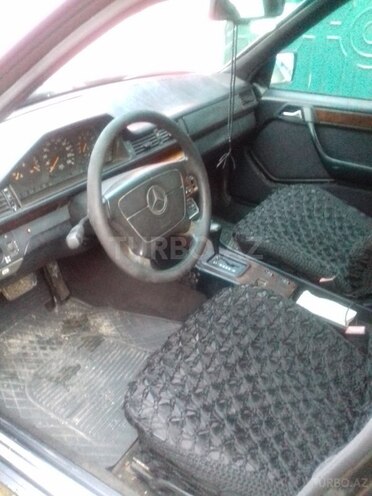 Mercedes E 250 1994, 568,625 km - 2.5 л - Şirvan