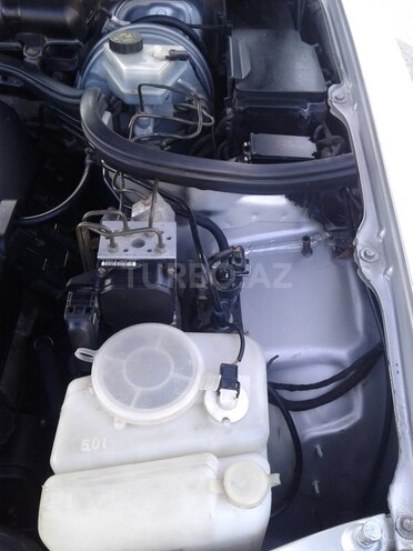 Mercedes E 240 2000, 216,000 km - 2.4 l - Bakı