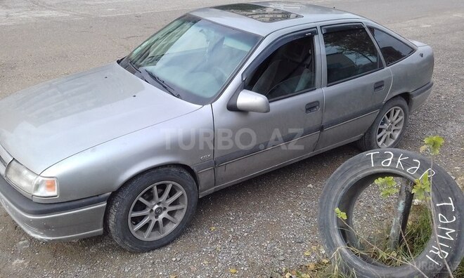 Opel Vectra 1995, 282,000 km - 2.0 l - Bakı