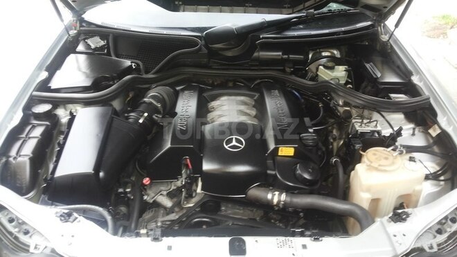 Mercedes E 240 1999, 265,000 km - 2.4 l - Bakı