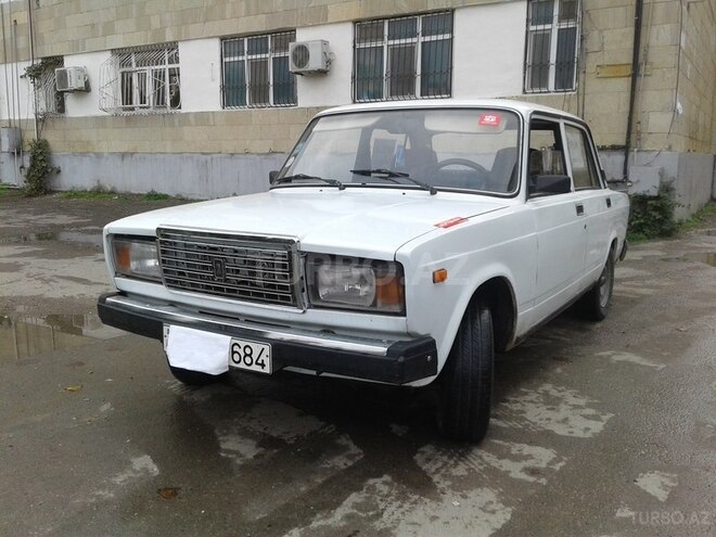 LADA (VAZ) 2107 2005, 300 km - 1.4 l - Şirvan