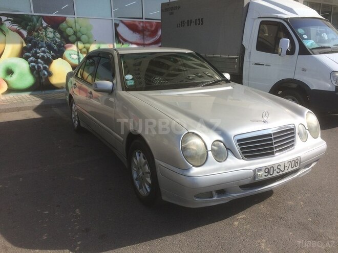 Mercedes E 220 2000, 370,000 km - 2.2 l - Bakı
