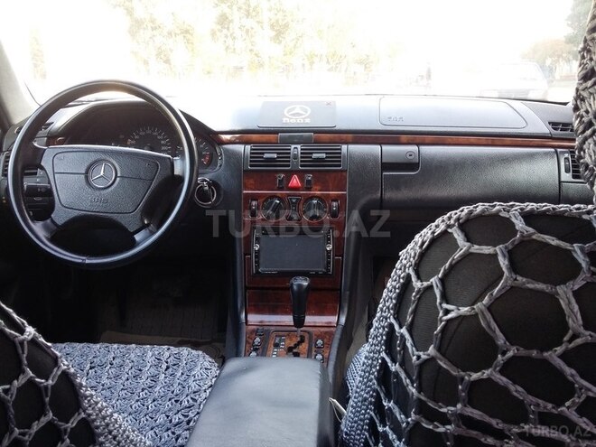 Mercedes E 260 1999, 350,000 km - 2.6 л - Mingəçevir