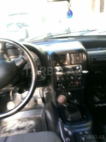 GAZ 31105 2003, 137,000 km - 2.4 l - Sumqayıt