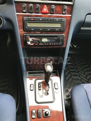 Mercedes C 280 2000, 172,152 km - 2.8 l - Bakı