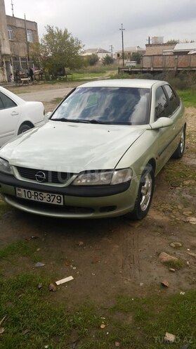 Opel Vectra 1998, 330,000 km - 1.8 l - Bakı