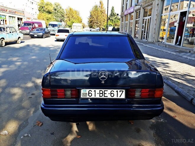 Mercedes 190 1985, 235,000 km - 2.0 л - Bakı