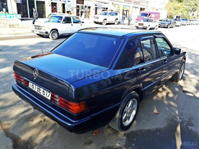 Mercedes 190 1985, 235,000 km - 2.0 л - Bakı
