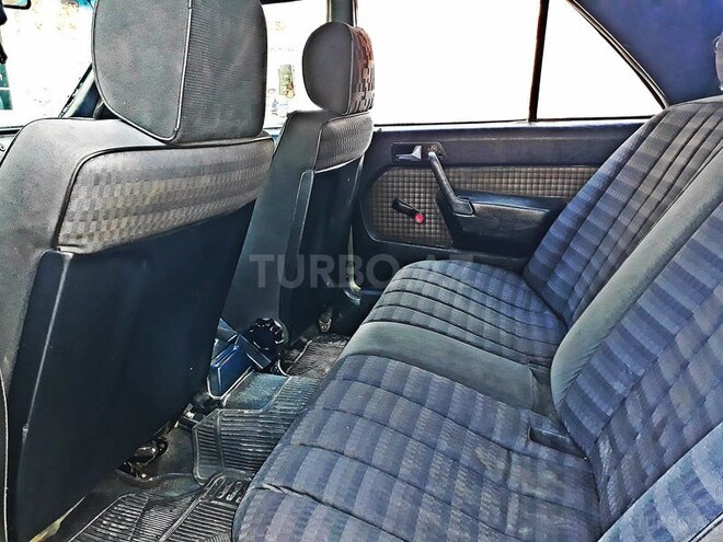 Mercedes 190 1985, 235,000 km - 2.0 л - Bakı