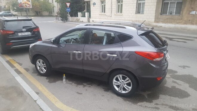 Hyundai ix35 2011, 147,000 km - 2.0 l - Bakı