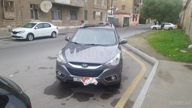 Hyundai ix35 2011, 147,000 km - 2.0 l - Bakı