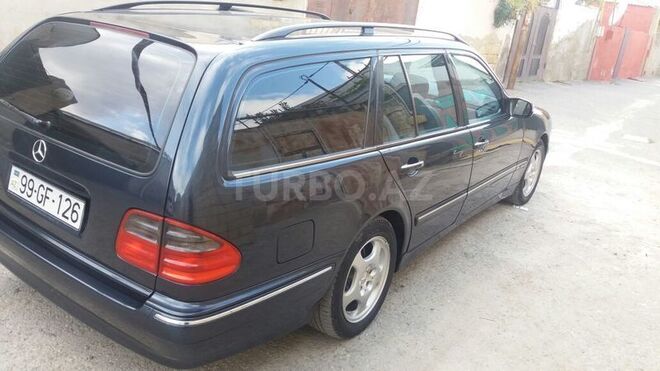 Mercedes E 240 2000, 269,000 km - 2.6 l - Bakı