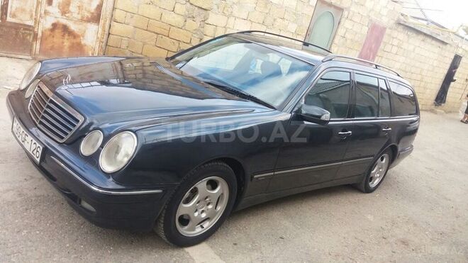 Mercedes E 240 2000, 269,000 km - 2.6 l - Bakı