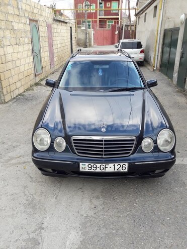 Mercedes E 240 2000, 269,000 km - 2.6 l - Bakı