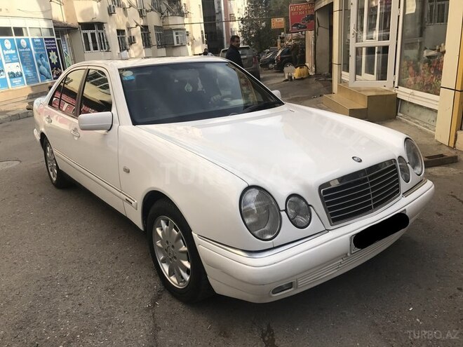 Mercedes E 230 1996, 279,000 km - 2.3 l - Bakı
