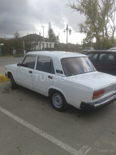 LADA (VAZ) 2107 2007, 85,000 km - 1.6 л - Xudat