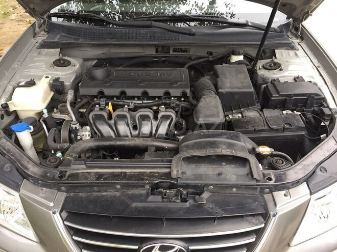 Hyundai Sonata 2008, 131,000 km - 2.4 l - Salyan