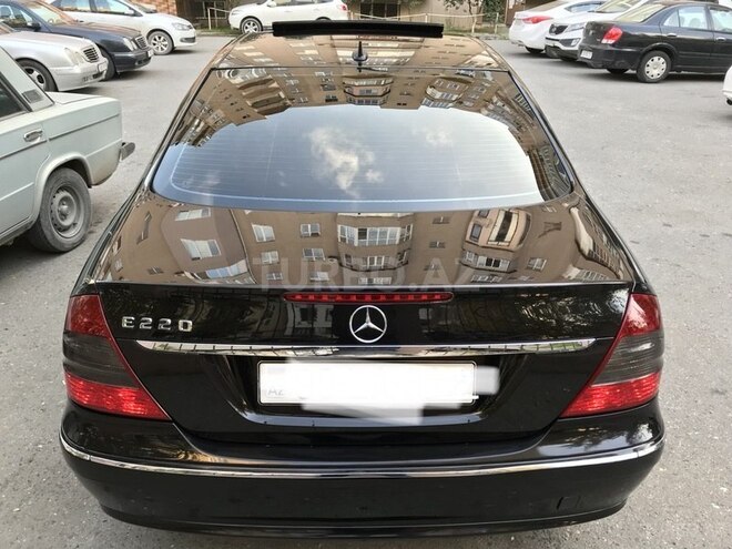 Mercedes E 220 2008, 182,000 km - 2.2 l - Bakı