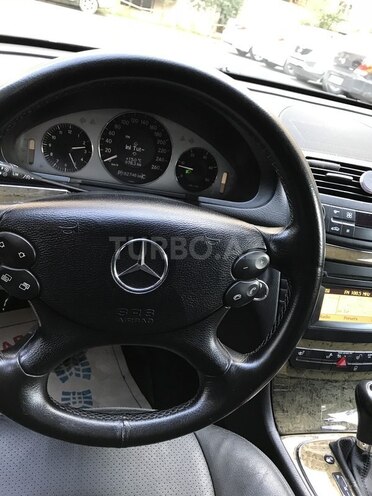 Mercedes E 220 2008, 182,000 km - 2.2 l - Bakı
