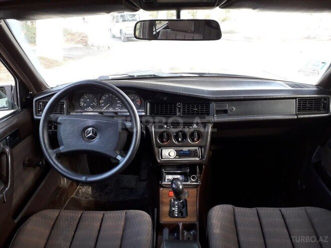 Mercedes 190 1990, 236,000 km - 2.0 l - Sumqayıt