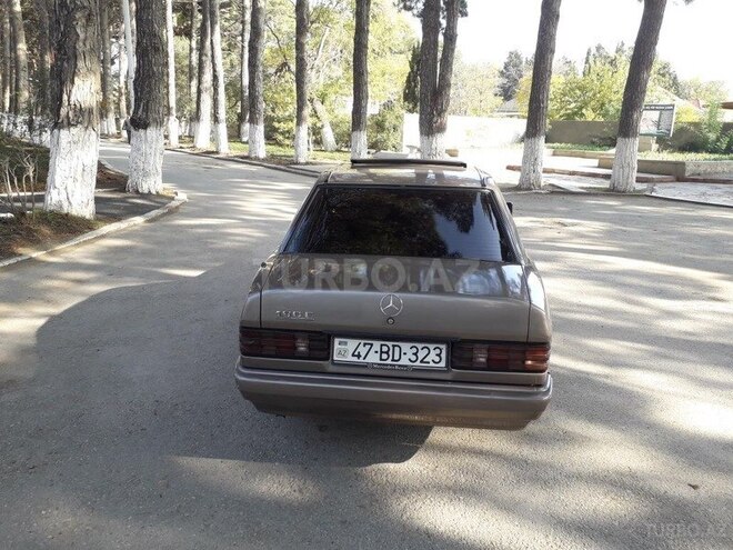 Mercedes 190 1990, 236,000 km - 2.0 l - Sumqayıt