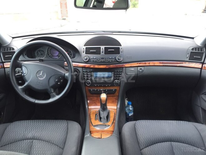 Mercedes E 220 2002, 250,000 km - 2.2 l - Bakı