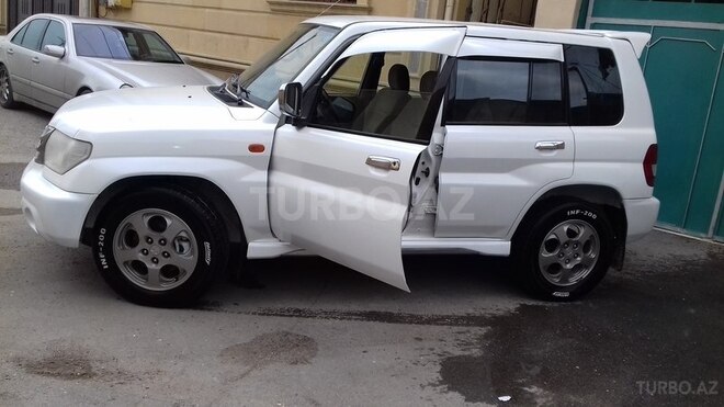 Mitsubishi Pajero io 2001, 203,155 km - 2.1 l - Bakı