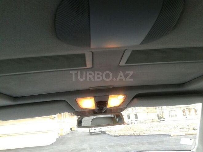 Mercedes E 240 2000, 202,400 km - 2.4 л - Bakı