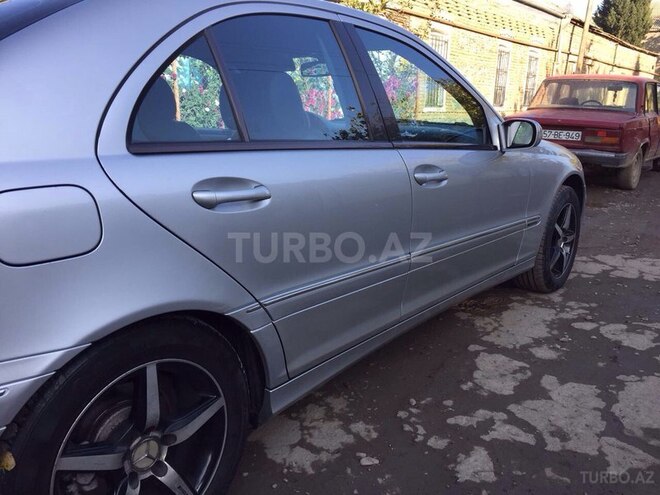 Mercedes C 200 2001, 178,000 km - 2.0 l - Gəncə