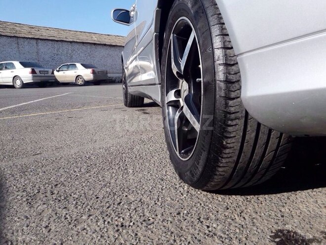 Mercedes C 200 2001, 178,000 km - 2.0 l - Gəncə