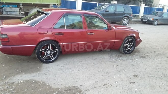 Mercedes E 230 1992, 250,000 km - 2.3 l - Sumqayıt