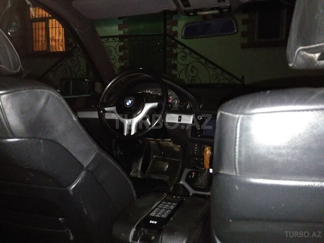 BMW 525 1999, 300,000 km - 2.5 l - Bakı