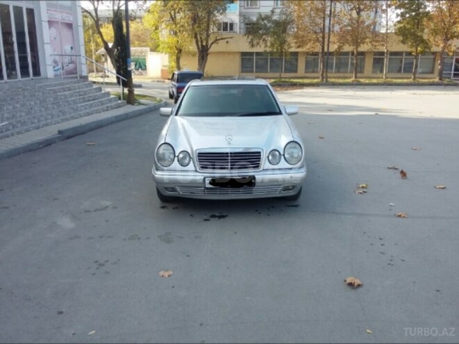 Mercedes E 240 1999, 350,000 km - 2.4 л - Mingəçevir