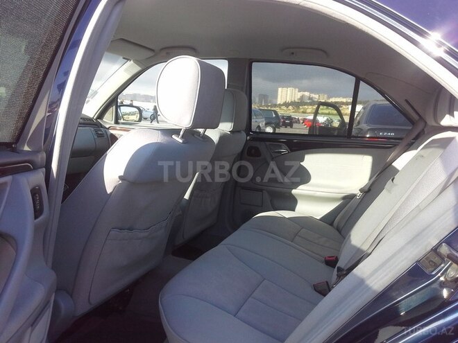 Mercedes E 240 2000, 190,000 km - 2.6 l - Bakı