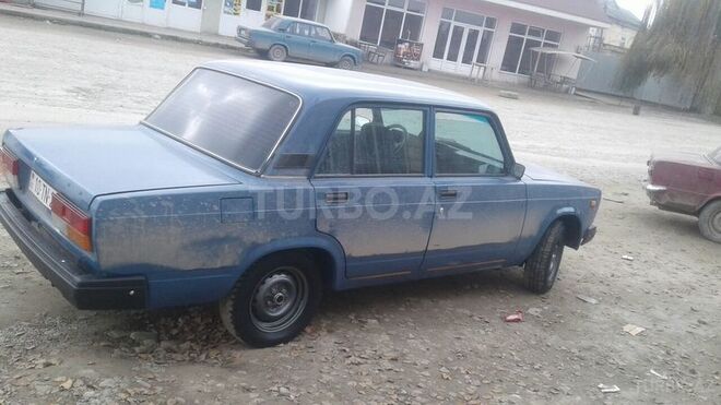 LADA (VAZ) 2107 2007, 70,000 km - 0.6 л - Quba