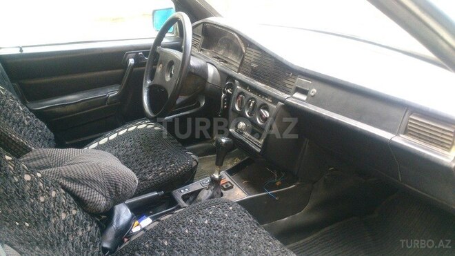 Mercedes 190 1984, 835,701 km - 2.0 l - Bakı