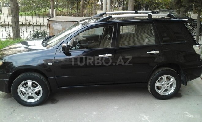 Mitsubishi Outlander 2002, 5,000 km - 0.3 l - Şəki