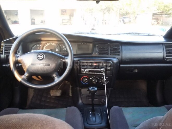 Opel Vectra 1998, 230,000 km - 2.0 l - Mingəçevir