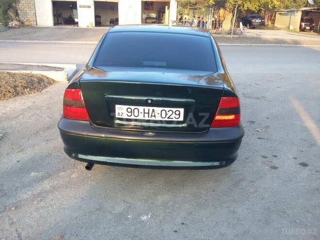 Opel Vectra 1998, 230,000 km - 2.0 l - Mingəçevir