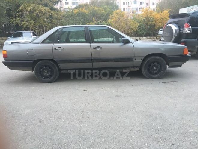 Audi  1985, 410,825 km - 0.2 l - Sumqayıt