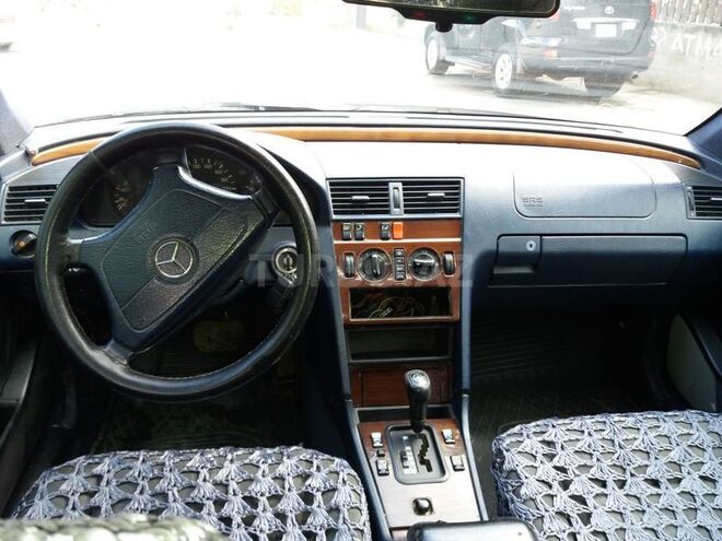Mercedes C 200 1995, 356,265 km - 2.0 л - Bakı