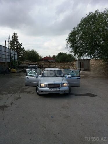 Mercedes C 200 1995, 356,265 km - 2.0 л - Bakı