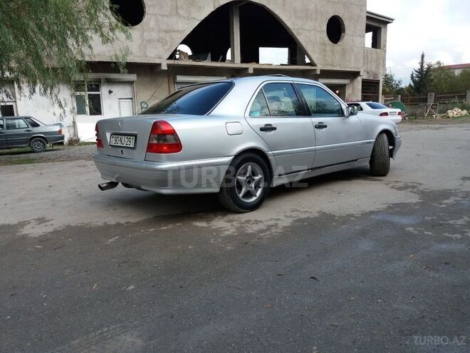 Mercedes C 200 1995, 356,265 km - 2.0 л - Bakı