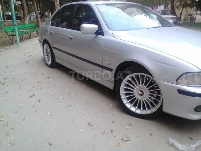 BMW 530 2000, 286,000 km - 3.0 l - Bakı