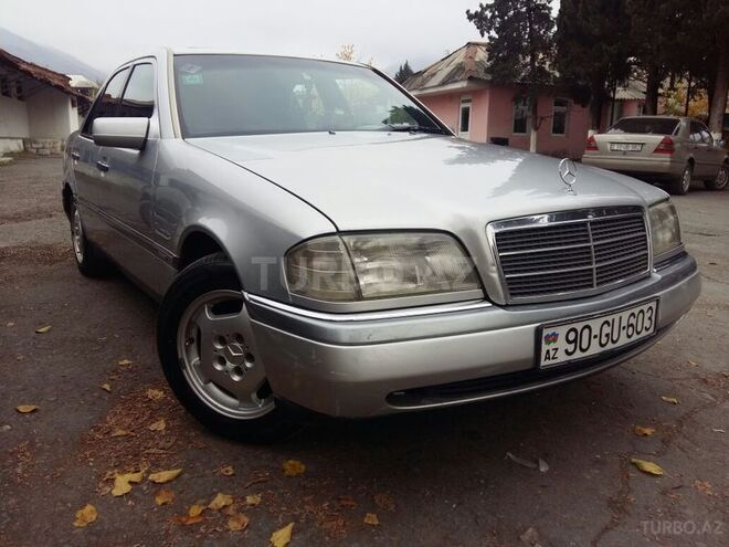 Mercedes C 180 1993, 270,000 km - 1.8 л - Zaqatala