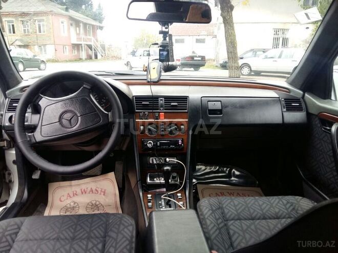 Mercedes C 180 1993, 270,000 km - 1.8 л - Zaqatala
