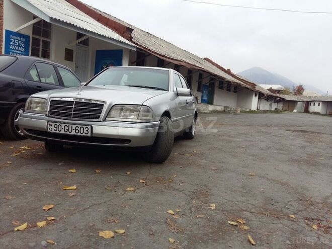 Mercedes C 180 1993, 270,000 km - 1.8 л - Zaqatala