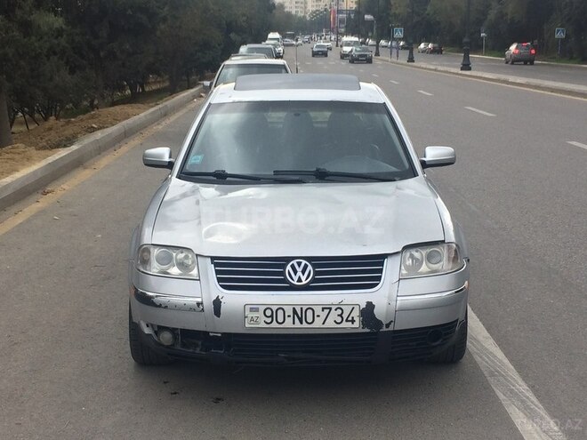 Volkswagen Passat 2003, 165,500 km - 2.8 л - Bakı