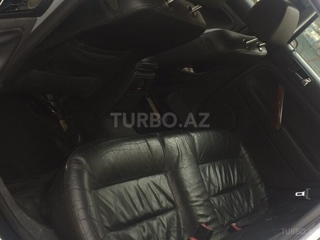 Volkswagen Passat 2003, 165,500 km - 2.8 л - Bakı