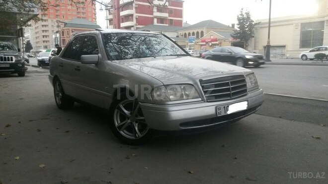 Mercedes C 180 1994, 235,000 km - 1.8 l - Bakı